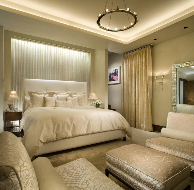 Дизайн роскошной спальни с подушками