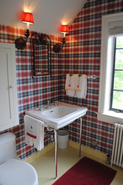 Дизайн туалетной комнаты с шотландской клеткой