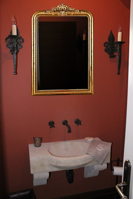 Фото туалетной комнаты в терракотовом оформлении