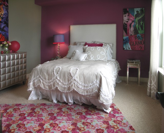 Красиывый дизайн спальной комнаты в комбинированом цвете
