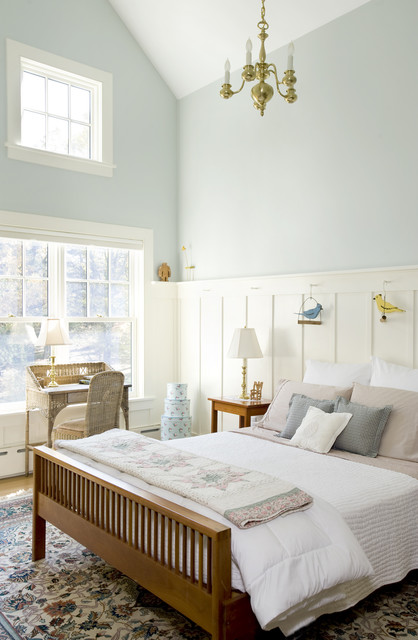 Современный дизайн спальни в белом цвете.