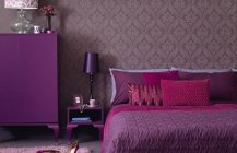 Дизайн фиолетовой спальной комнаты