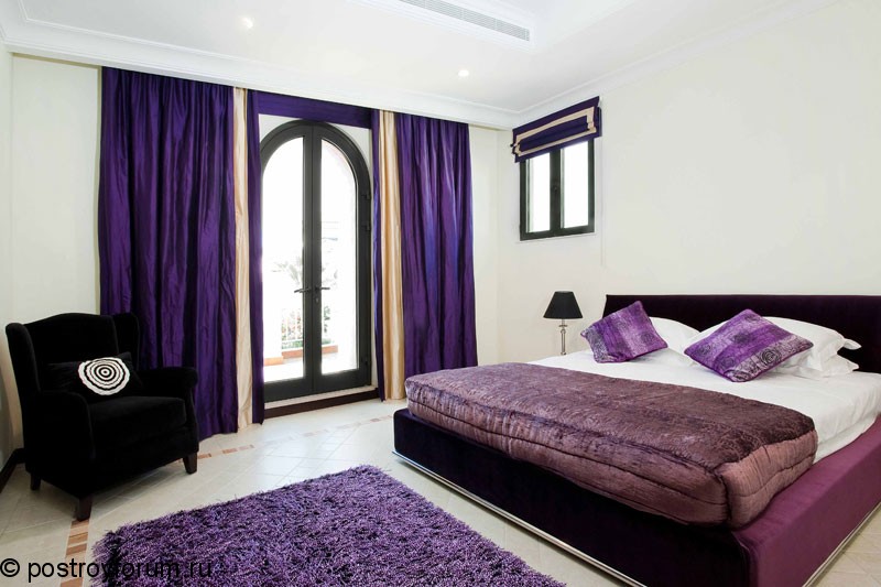 фиолетовая спальня 