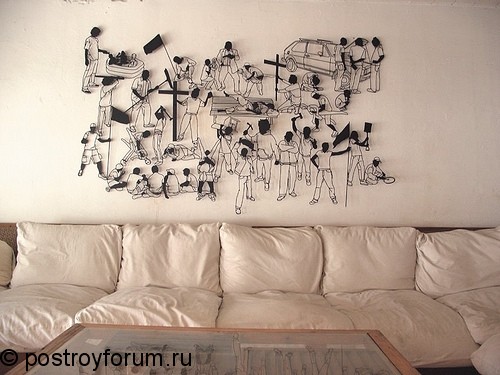 Чернобелый рисунок на стене