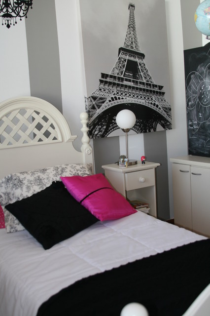 Black And White Paris Bedroom Theme