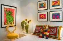 Фотография спальной комнаты в авангардистском стиле